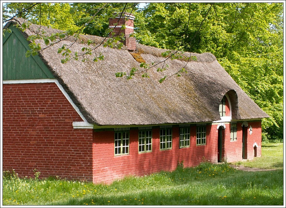 Huset p&aring; Frilandsmuseet maj 2007. Foto Torben Garmer