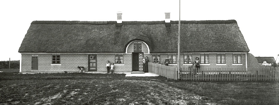 Vester Storetoft 3. Kaptajnsgaarden fotograferet i 1912