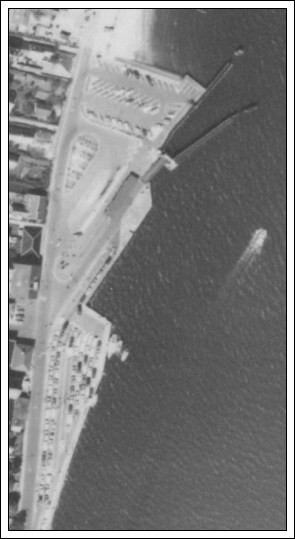Havnen i Nordby sommeren 1985. Luftfoto på Historiske luftfotos fra Fanø Kommune